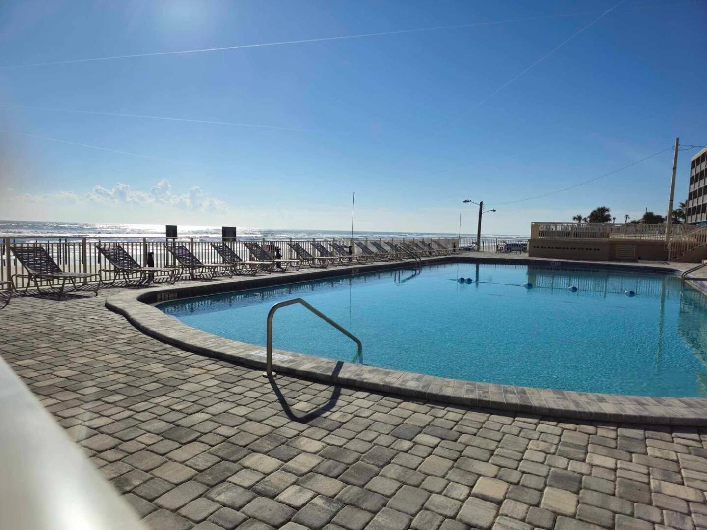 Turquoise Beach Retreat~King Bed~Daytona Beach Bagian luar foto